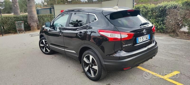 Usata Nissan Qashqai 115 CV (84 kW) 2015 Nero SUV