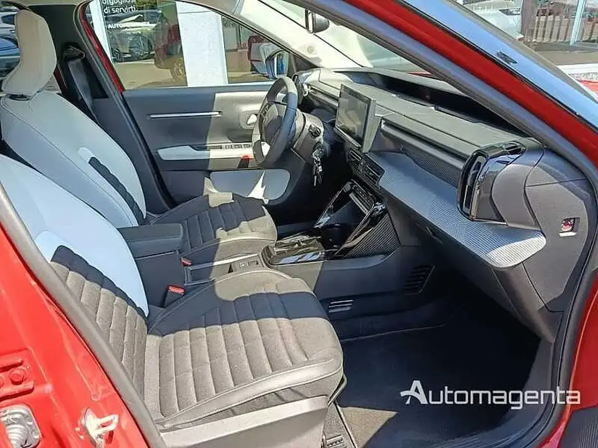 Usata Citroën C3 Aircross 145 CV (106 kW) 2025 Rosso SUV