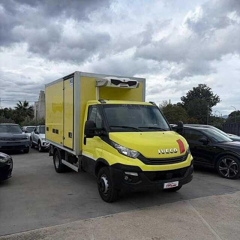 Usata 2019 Iveco Daily Furgone | 18.000 € - Immagine 1/4
