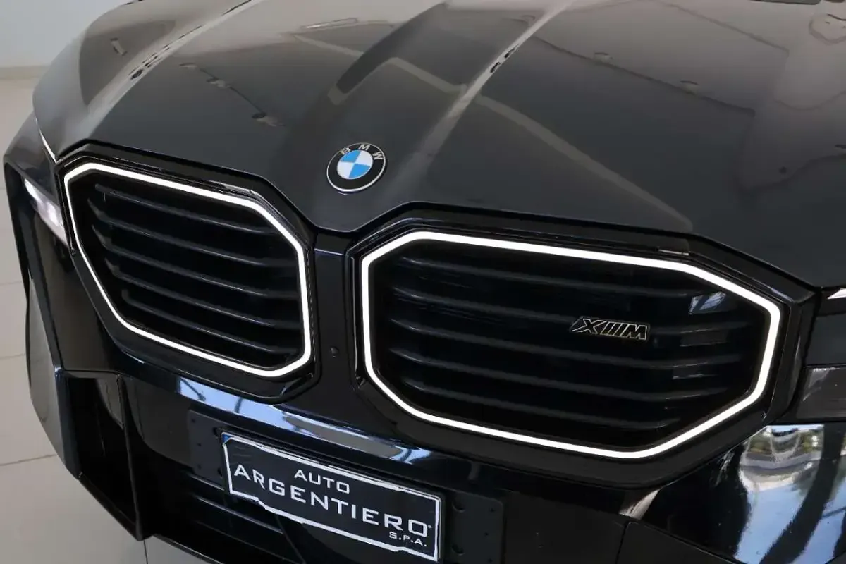 Usata BMW XM 489 CV (359 kW) 2024 Dravit grau met SUV