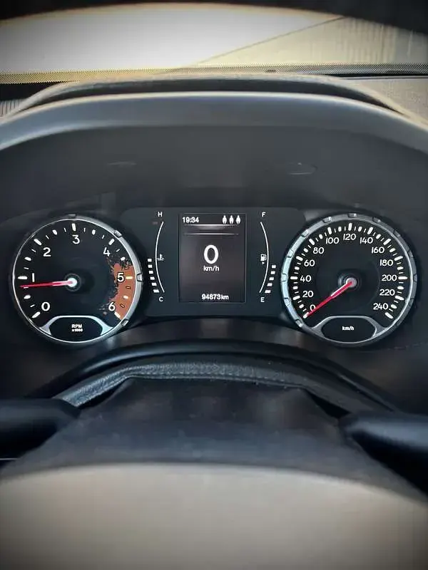 Usata Jeep Renegade Longitude 140 CV (102 kW) 2015 Bianco SUV