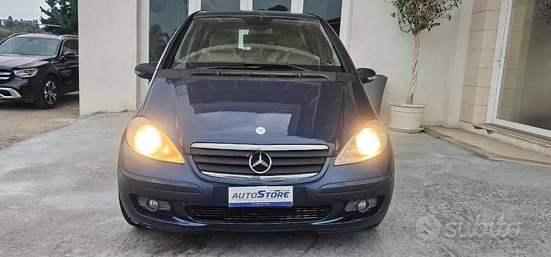 Usata Mercedes A180 Elegance 2005 Blu Monovolume