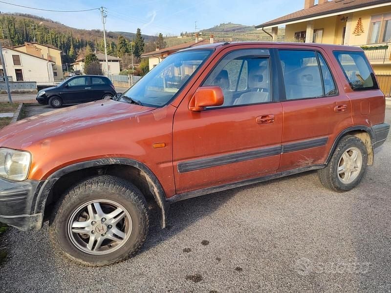 Usata 1999 Honda CR-V SUV | 1900 € (Super prezzo) - Immagine 1/4