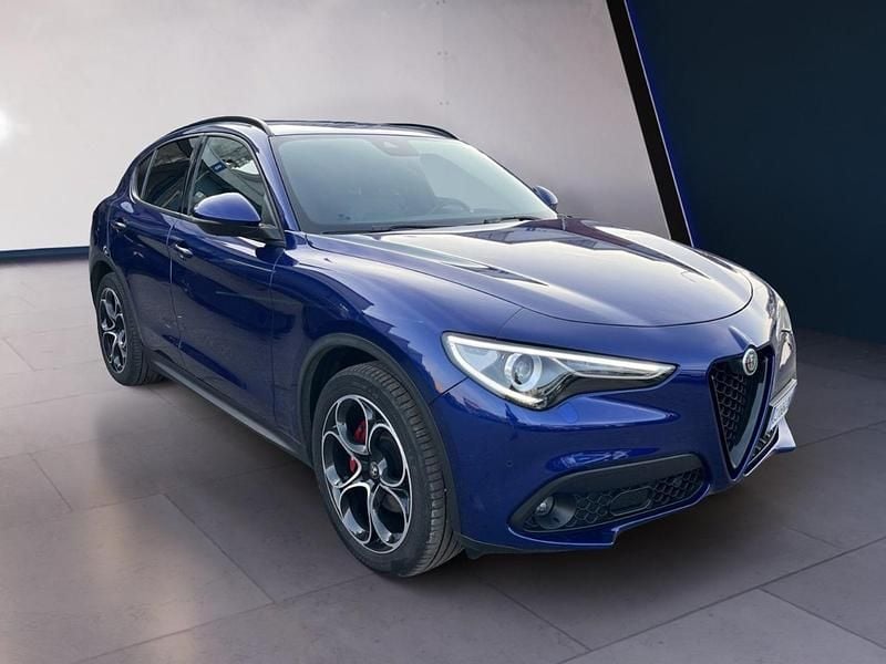Usata Alfa Romeo Stelvio Sprint 190 CV (139 kW) 2022 Blu SUV