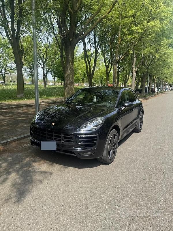Käytetty Porsche Macan 252 HP (185 kW) 2016 Musta Katumaasturi