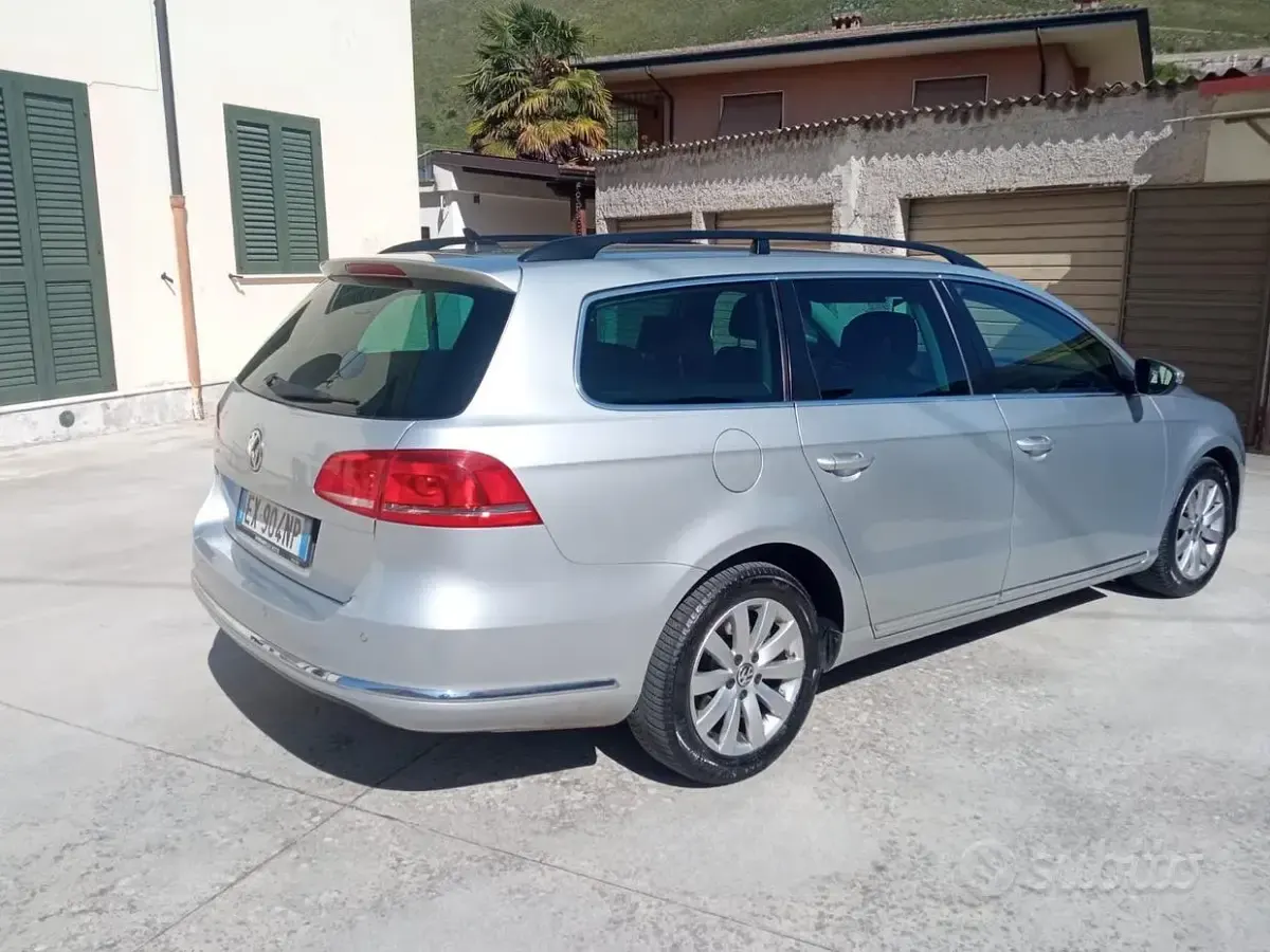 Usata VW Passat 140 CV (102 kW) 2014 Grigio Station wagon