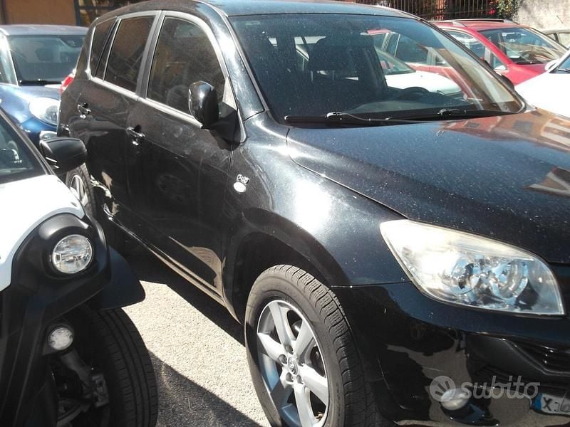 Usata Toyota RAV4 Sol 136 CV (100 kW) 2007 Nero SUV