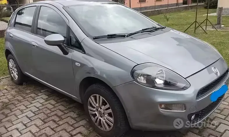 Occasion Fiat Punto 60 ch (44 kW) 2012 Gris Citadine
