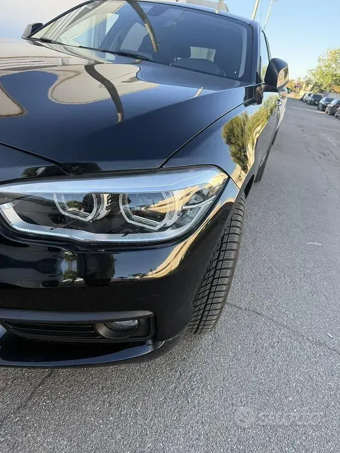 Usata BMW 118 150 CV (110 kW) 2016 Nero Utilitaria