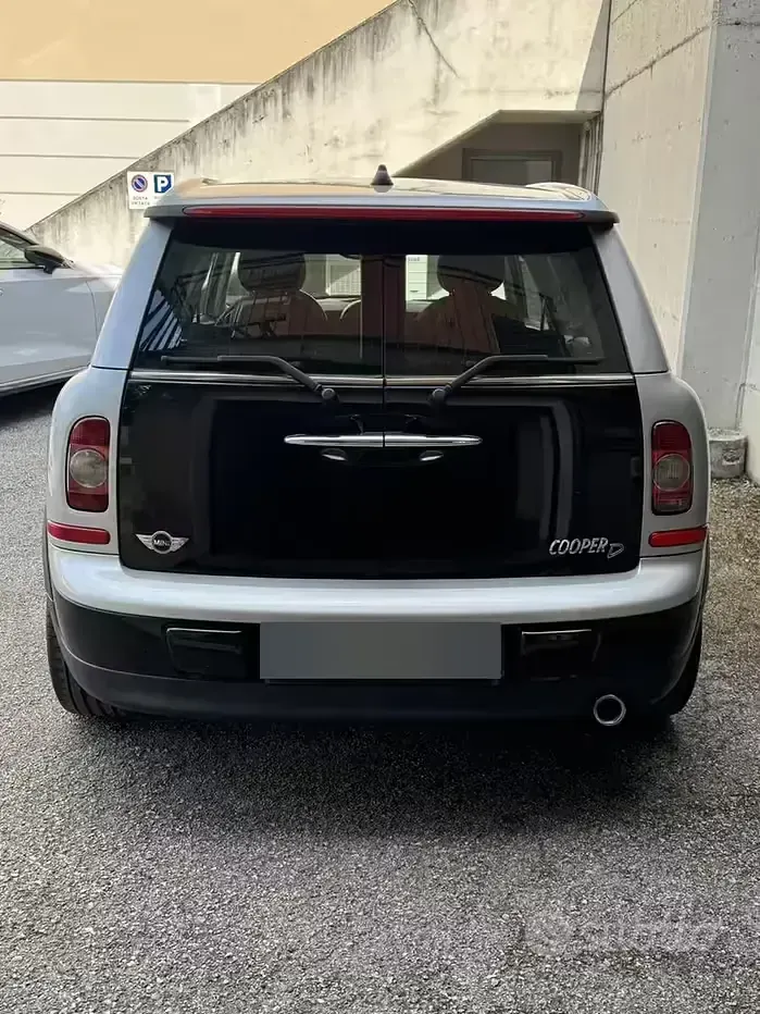 Usata Mini Cooper D Clubman Chili 109 CV (80 kW) 2010 Nero Station wagon
