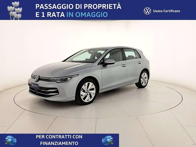 Usata VW Golf VIII Style 150 CV (110 kW) 2025 Dolomite silver metallizzato Berlina