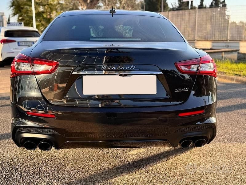Usata Maserati Ghibli 250 CV (183 kW) 2019 Nero Berlina