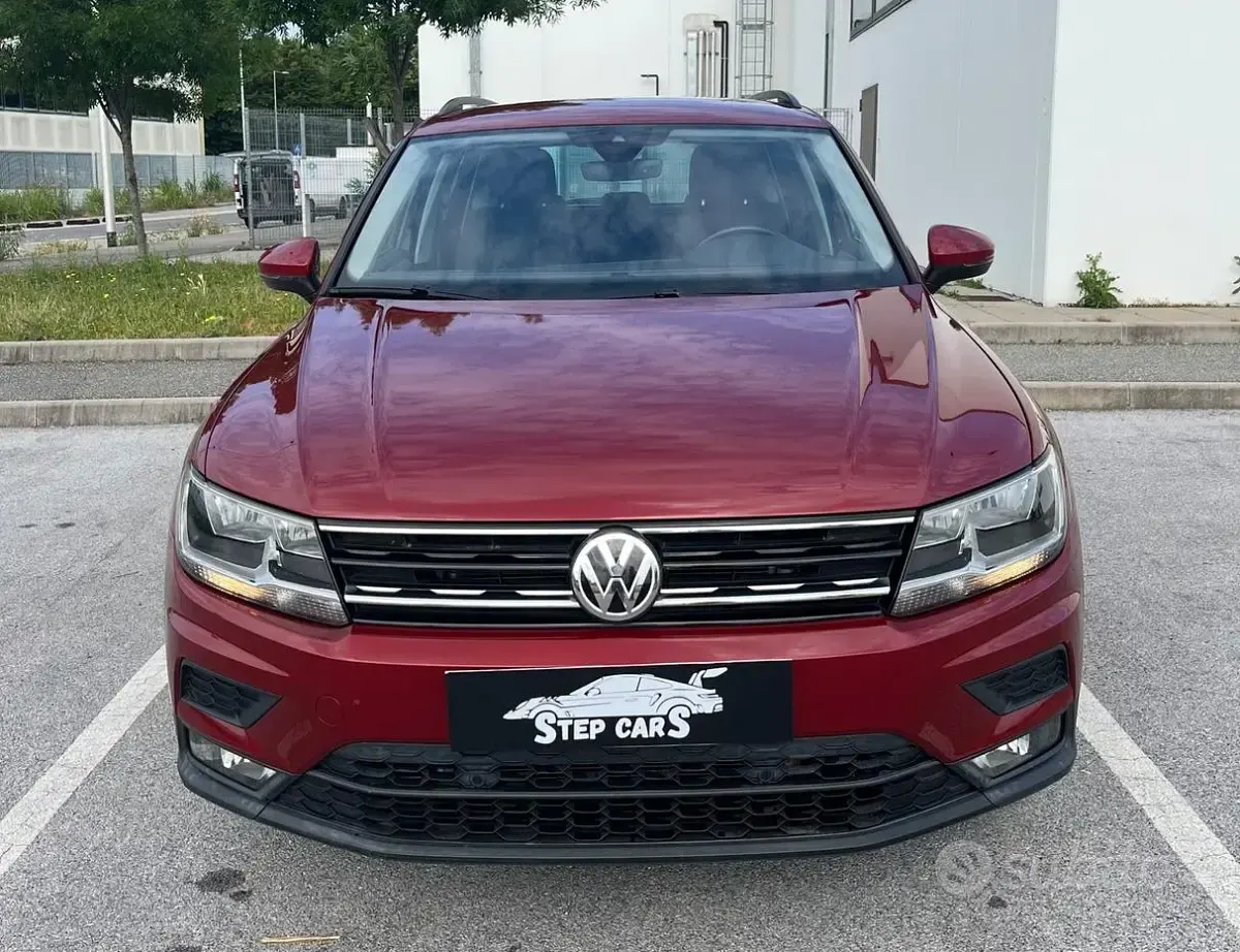 Usata VW Tiguan Executive 150 CV (110 kW) 2017 Rosso SUV