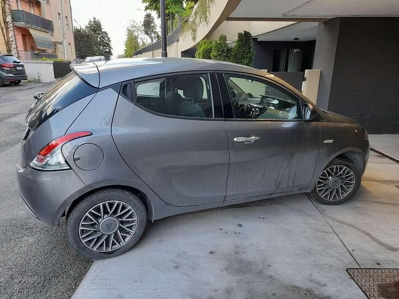 Usata Lancia Ypsilon S 95 CV (69 kW) 2018 Utilitaria