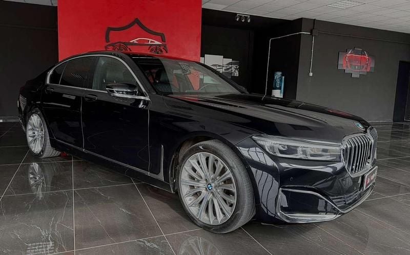 Usata BMW 745e 286 CV (210 kW) 2020 Nero Berlina