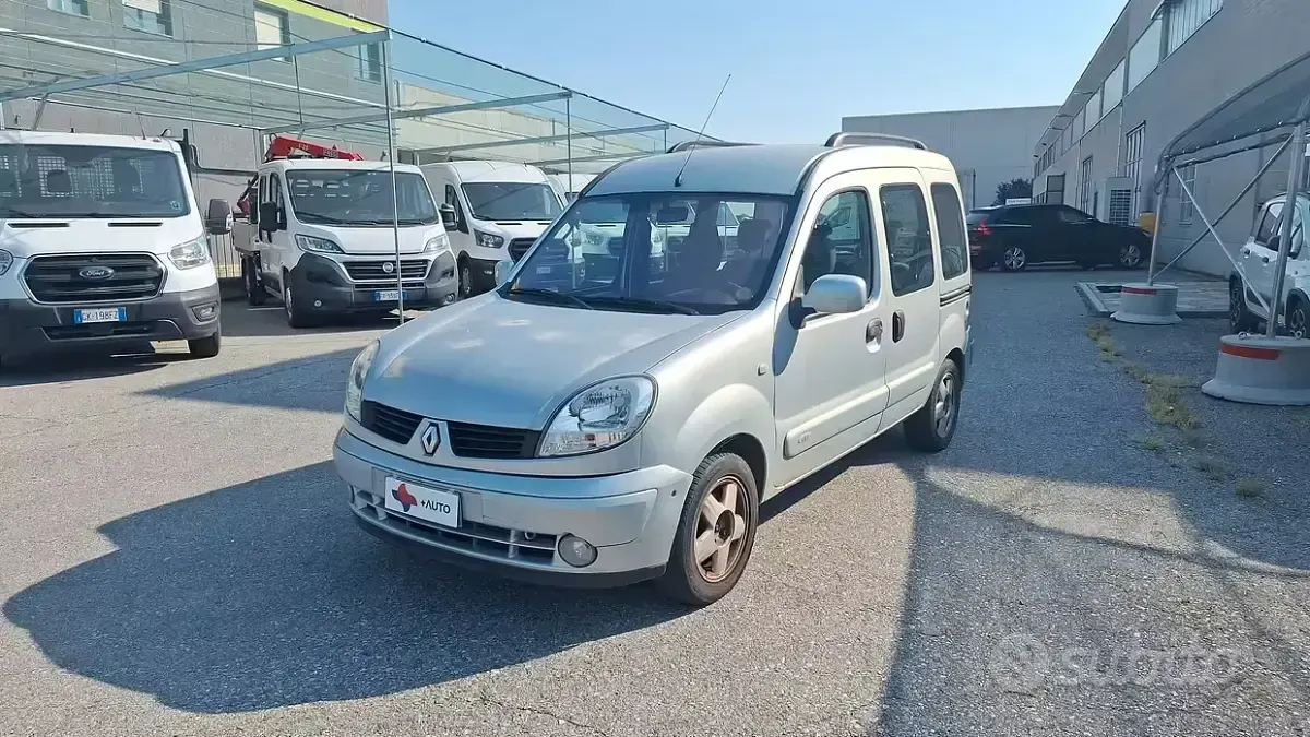 Usata Renault Kangoo 84 CV (61 kW) 2006 Grigio Monovolume