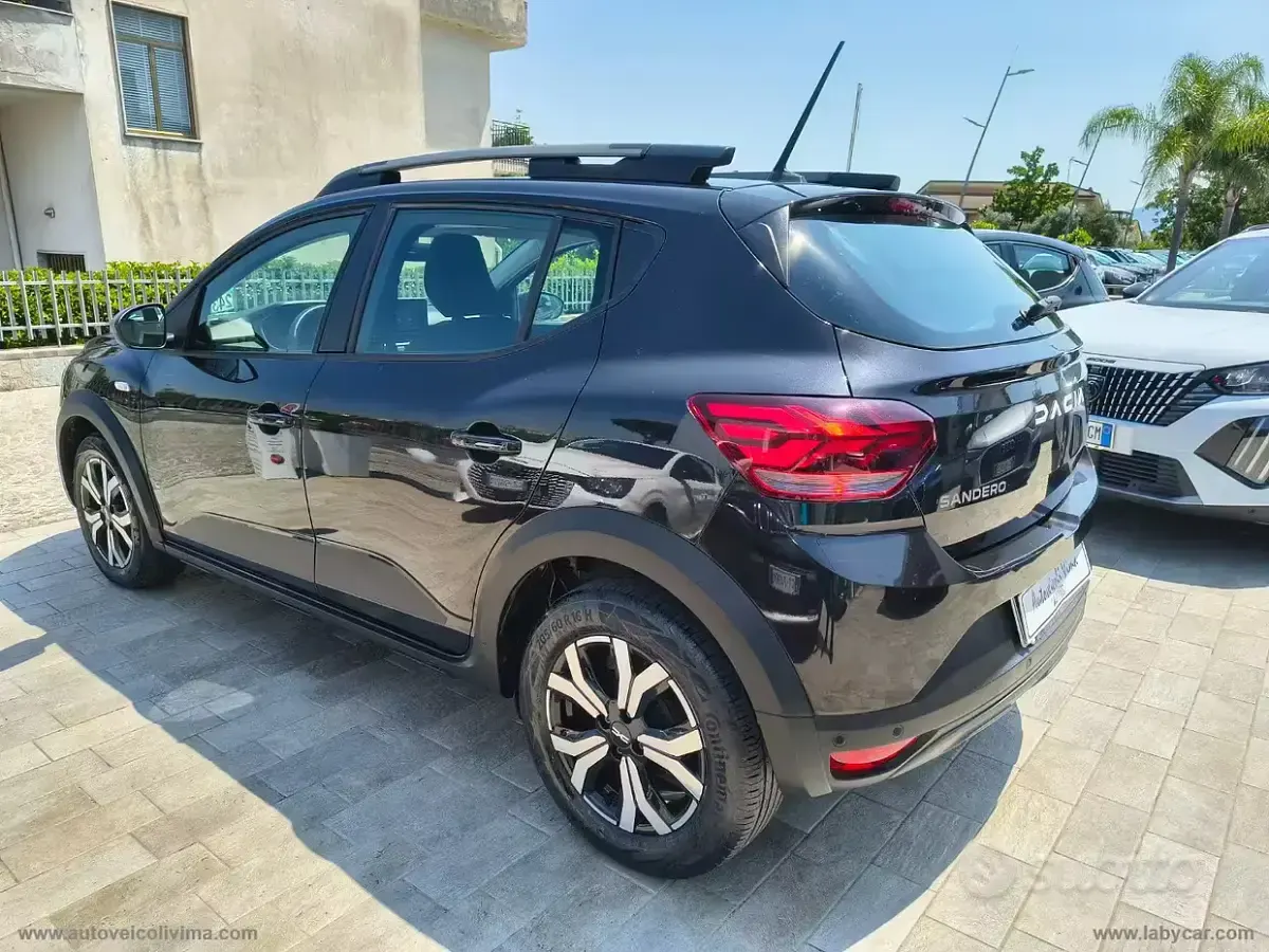 Usata Dacia Sandero Stepway 101 CV (74 kW) 2023 Nero Berlina