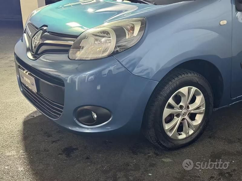 Usata Renault Kangoo Life 115 CV (84 kW) 2016 Blu Monovolume