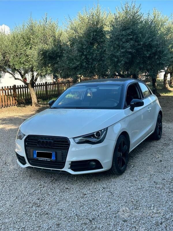Usata Audi A1 86 CV (63 kW) 2012 Bianco Utilitaria
