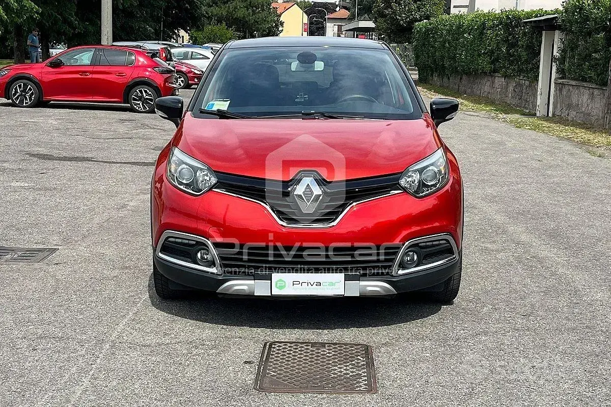 Usata Renault Captur 90 CV (66 kW) 2015 Rosso SUV
