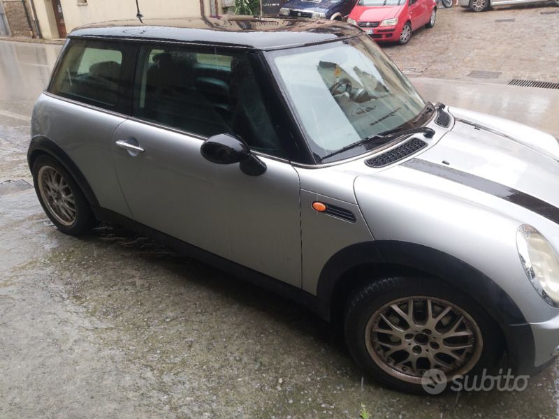 Usata 2002 Mini Cooper Due volumi | 2000 € (Super prezzo) - Immagine 1/4