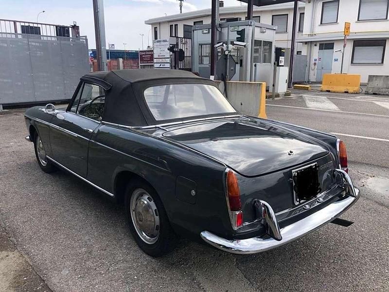 Usata Fiat 1500 69 CV (50 kW) 1964 Grigio Cabrio