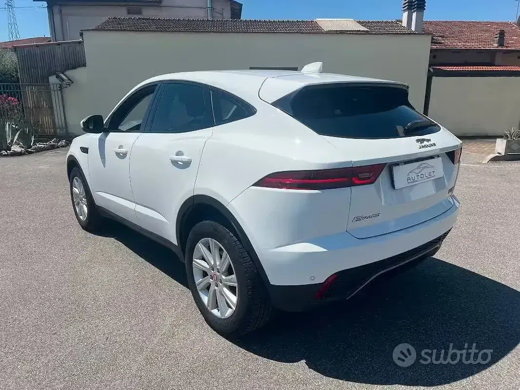Occasion Jaguar E-Pace 180 ch (132 kW) 2019 Blanc SUV