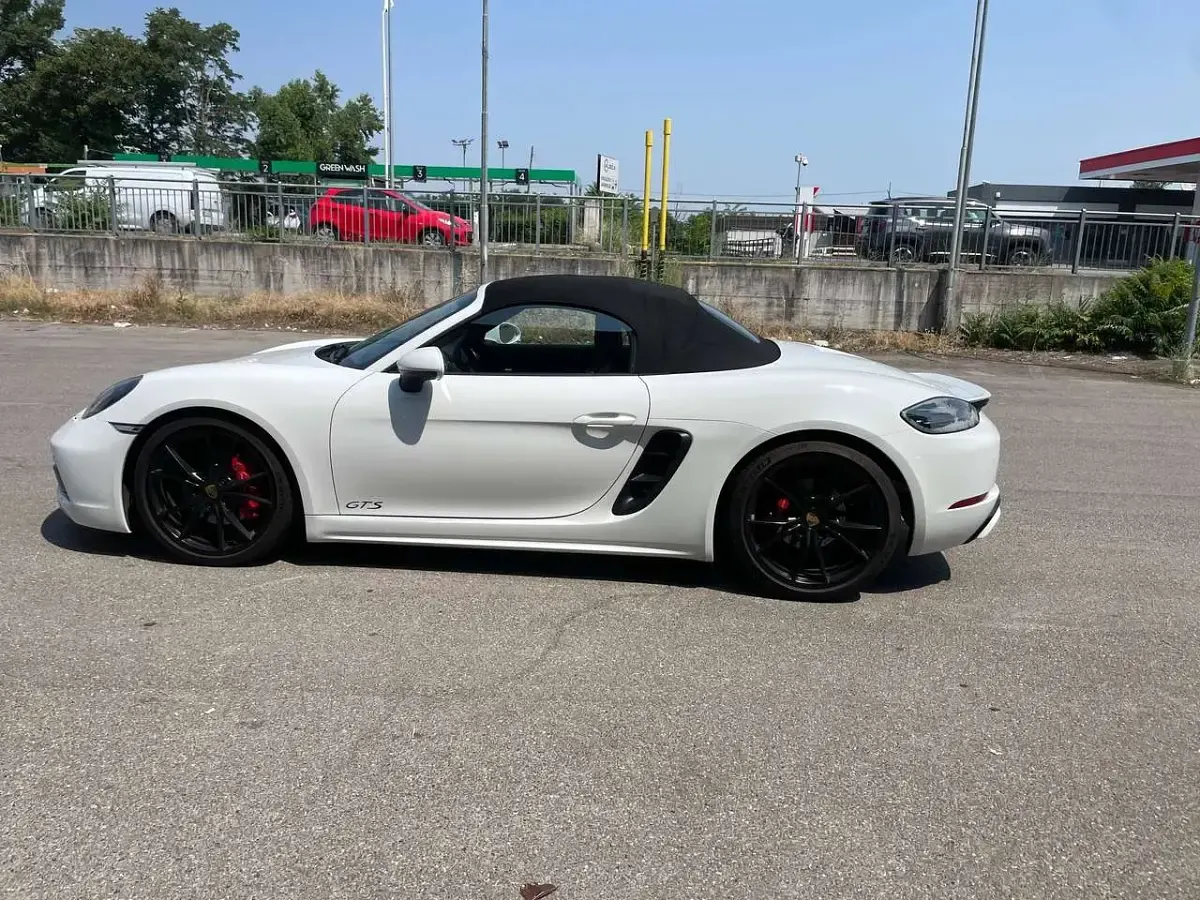 Usata Porsche 718 366 CV (269 kW) 2019 Bianco Cabrio