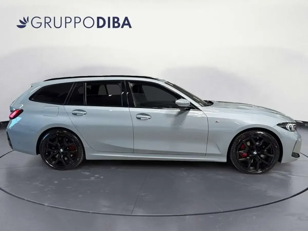 Begagnad BMW 320 M Sport 190 HK (139 kW) 2025 Grå Kombi