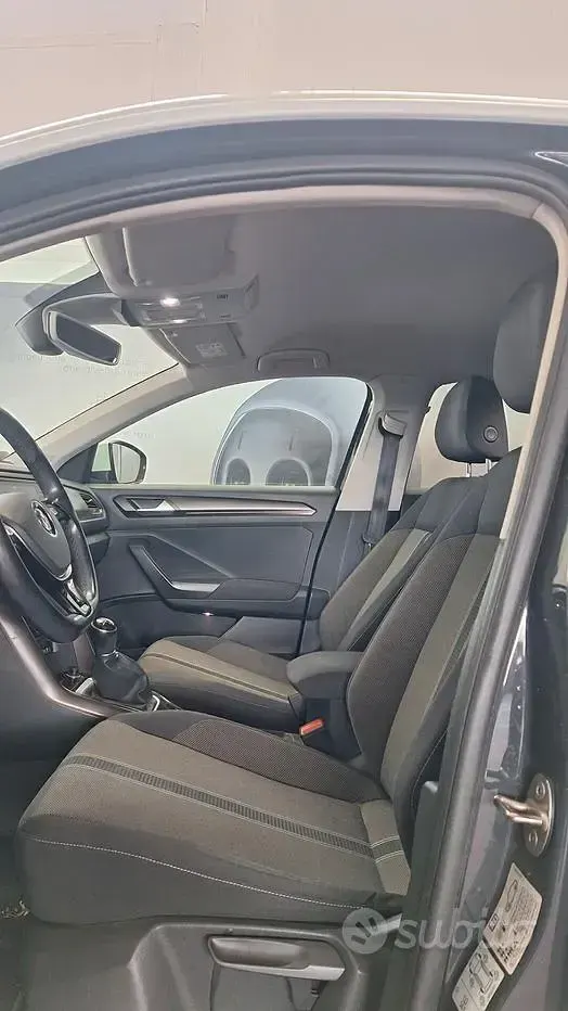 Usata VW T-Roc Style 116 CV (85 kW) 2018 Other SUV