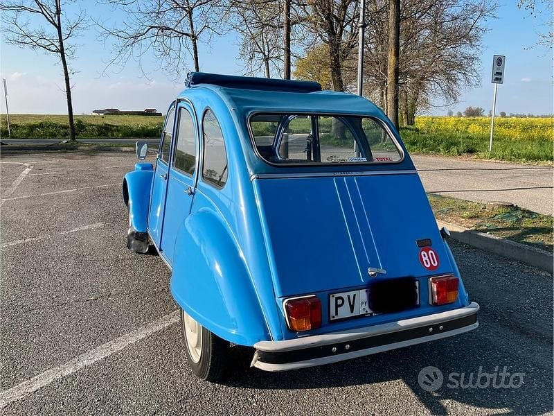 Usata Citroën 2CV 1970 Blu Berlina