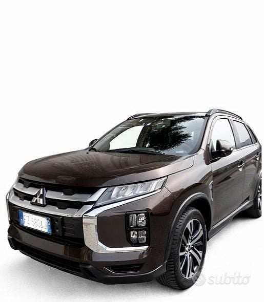Usata Mitsubishi ASX 150 CV (110 kW) 2020 Marrone SUV