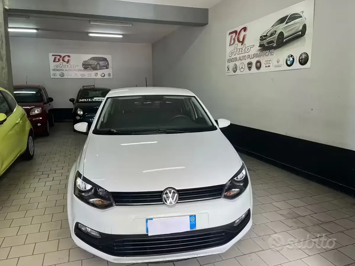 Usata VW Polo Comfortline 75 CV (55 kW) 2015 Bianco Berlina