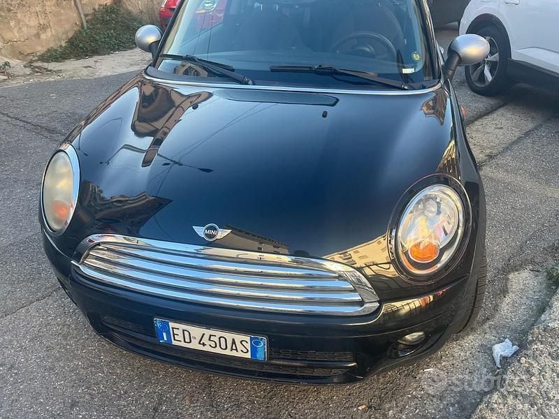 Usata 2010 Mini Cooper Clubman Station wagon | 3500 € (Buon prezzo) - Immagine 1/4