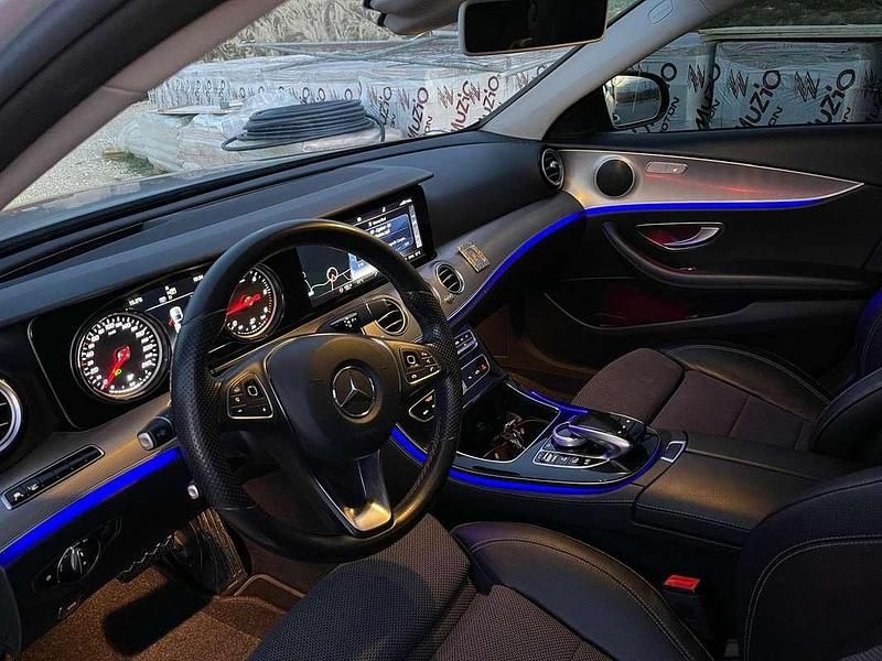 Usata Mercedes E220 Exclusive 194 CV (142 kW) 2018 Berlina