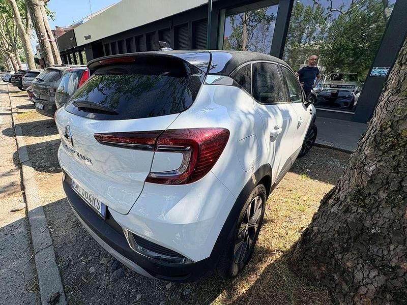 Usata Renault Captur Techno 101 CV (74 kW) 2023 Bianco SUV