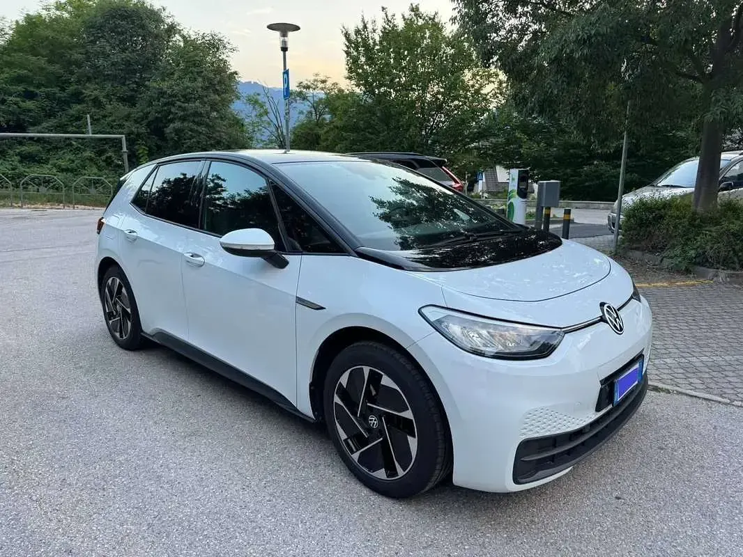 Usata VW ID.3 Pro Performance 69 kW (95 CV) 2022 Bianco Utilitaria