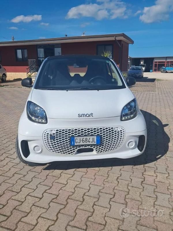 Usata Smart ForTwo Coupé 41 kW (56 CV) 2022 Bianco Coupé