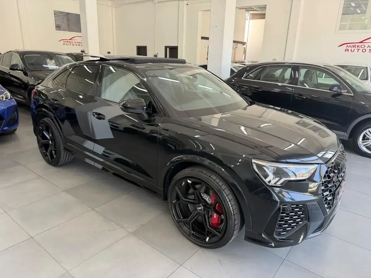 Usata Audi RS Q3 Sportback Ambiente 400 CV (294 kW) 2023 Nero SUV
