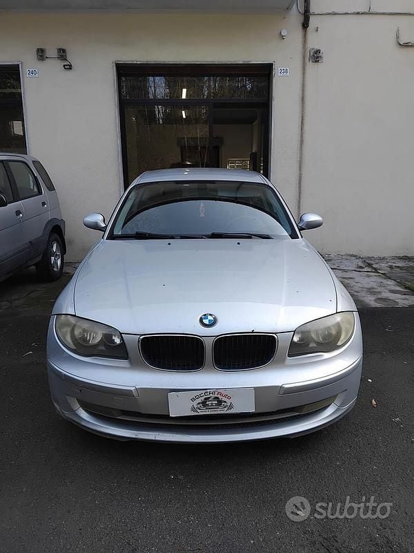 Usata BMW 118 143 CV (105 kW) 2007 Grigio Utilitaria