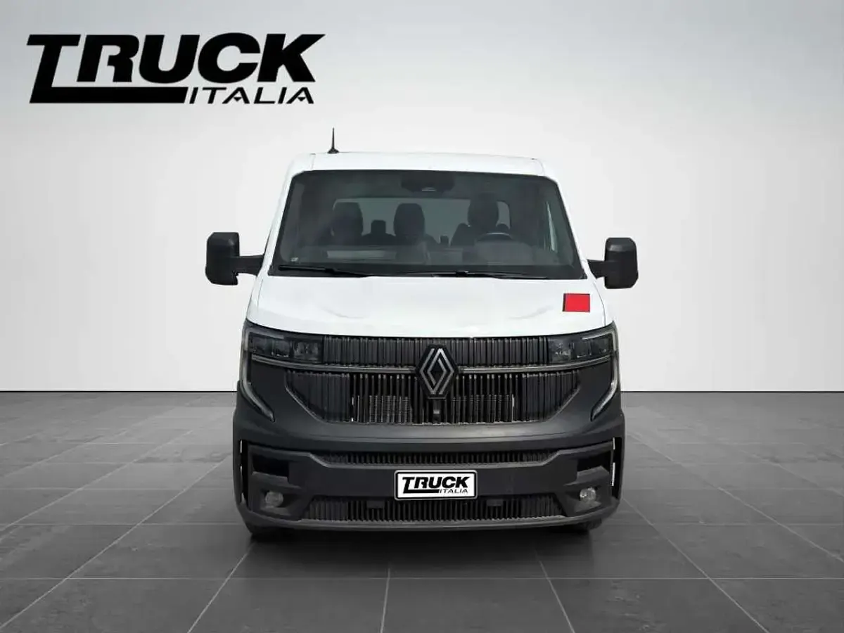 Usata Renault Master 150 CV (110 kW) 2025 Bianco Monovolume