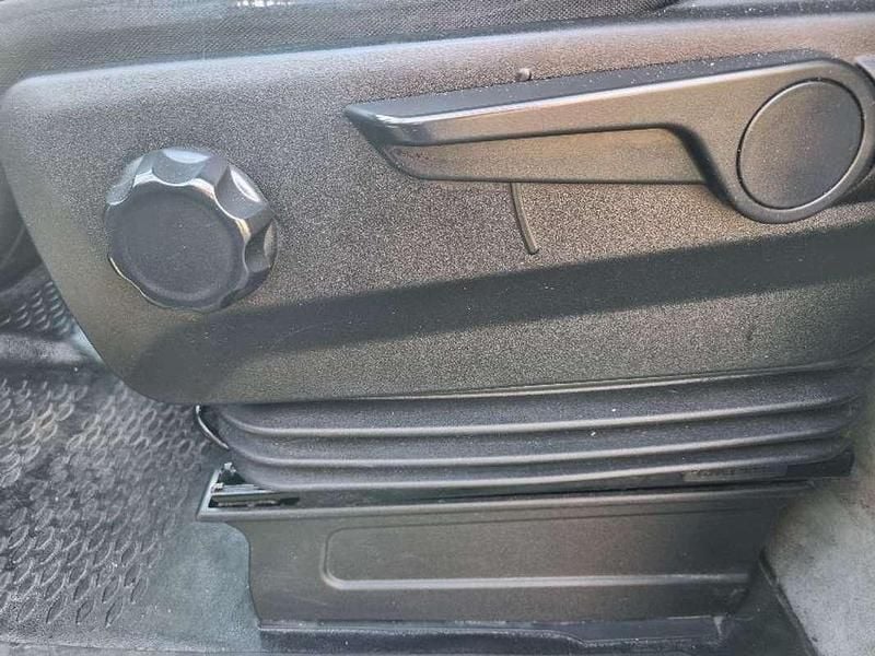 Usata Iveco Daily 140 CV (102 kW) 2018 Blu/azzurro Furgone