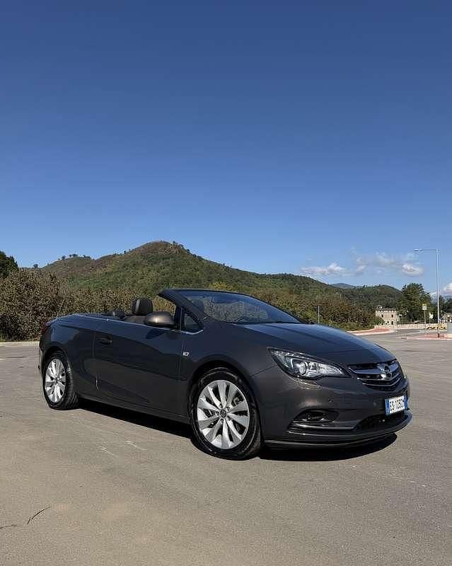 Usata Opel Cascada Cosmo 165 CV (121 kW) 2013 Cabrio