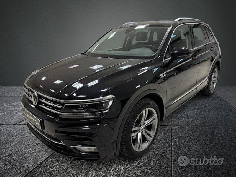 Usata VW Tiguan R-line 150 CV (110 kW) 2020 Nero SUV