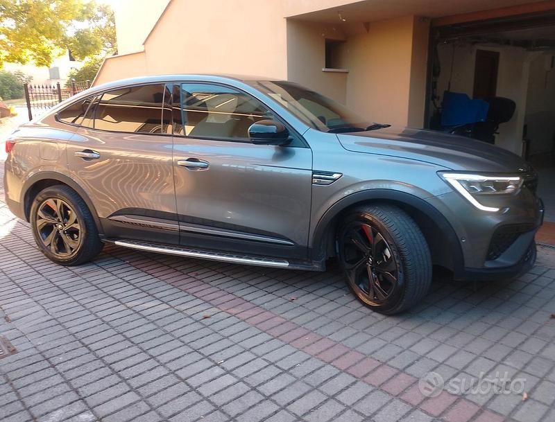 Usata Renault Arkana R.S. 145 CV (106 kW) 2022 Grigio SUV
