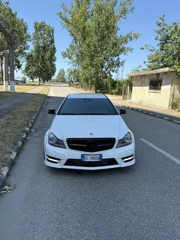 Usata Mercedes C250 204 CV (150 kW) 2012 Bianco Coupé