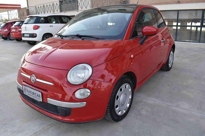 Usata Fiat 500 Lounge 101 CV (74 kW) 2009 Rosso Utilitaria