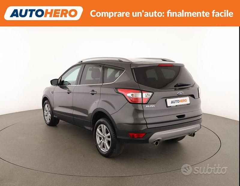 Usata Ford Kuga Business Edition 120 CV (88 kW) 2019 Grigio SUV