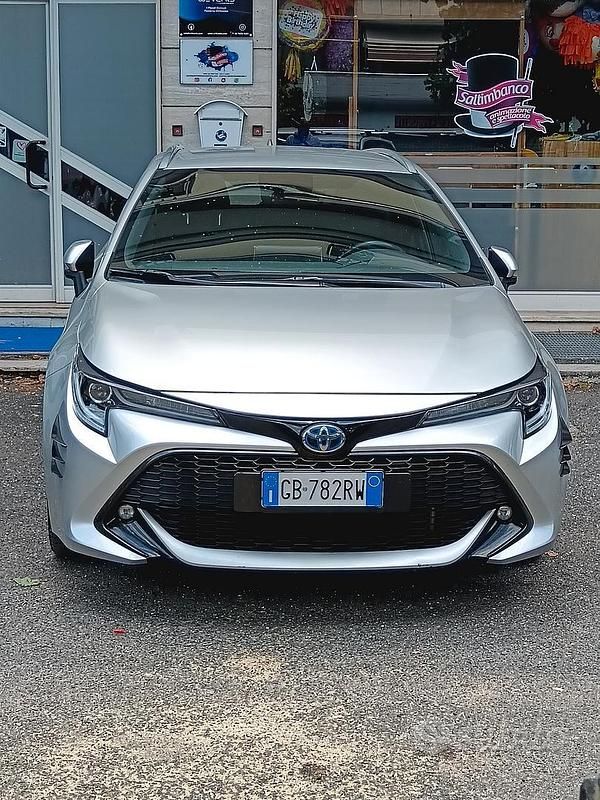 Usata Toyota Corolla Sport 153 CV (112 kW) 2020 Grigio Station wagon