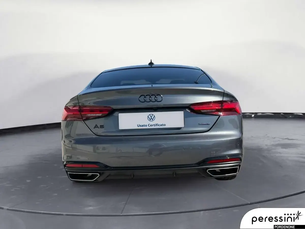 Usata Audi A5 Sportback S-Line 204 CV (150 kW) 2023 Scrigio scuro Utilitaria